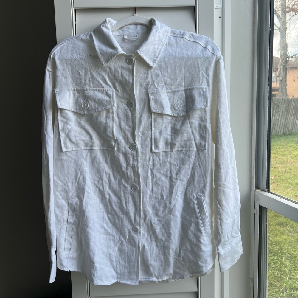 Women’s Ashley Wtility S white linen blend button down long sleeve shirt